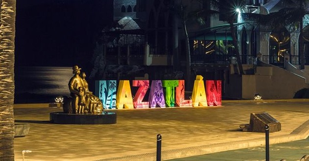 Monumento a la Familia y Valentino's